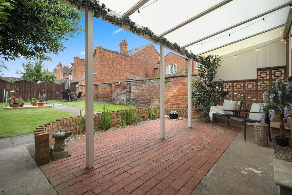 Picturesque Victorian *